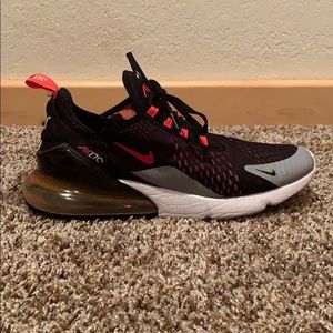 Nike Air 270’s